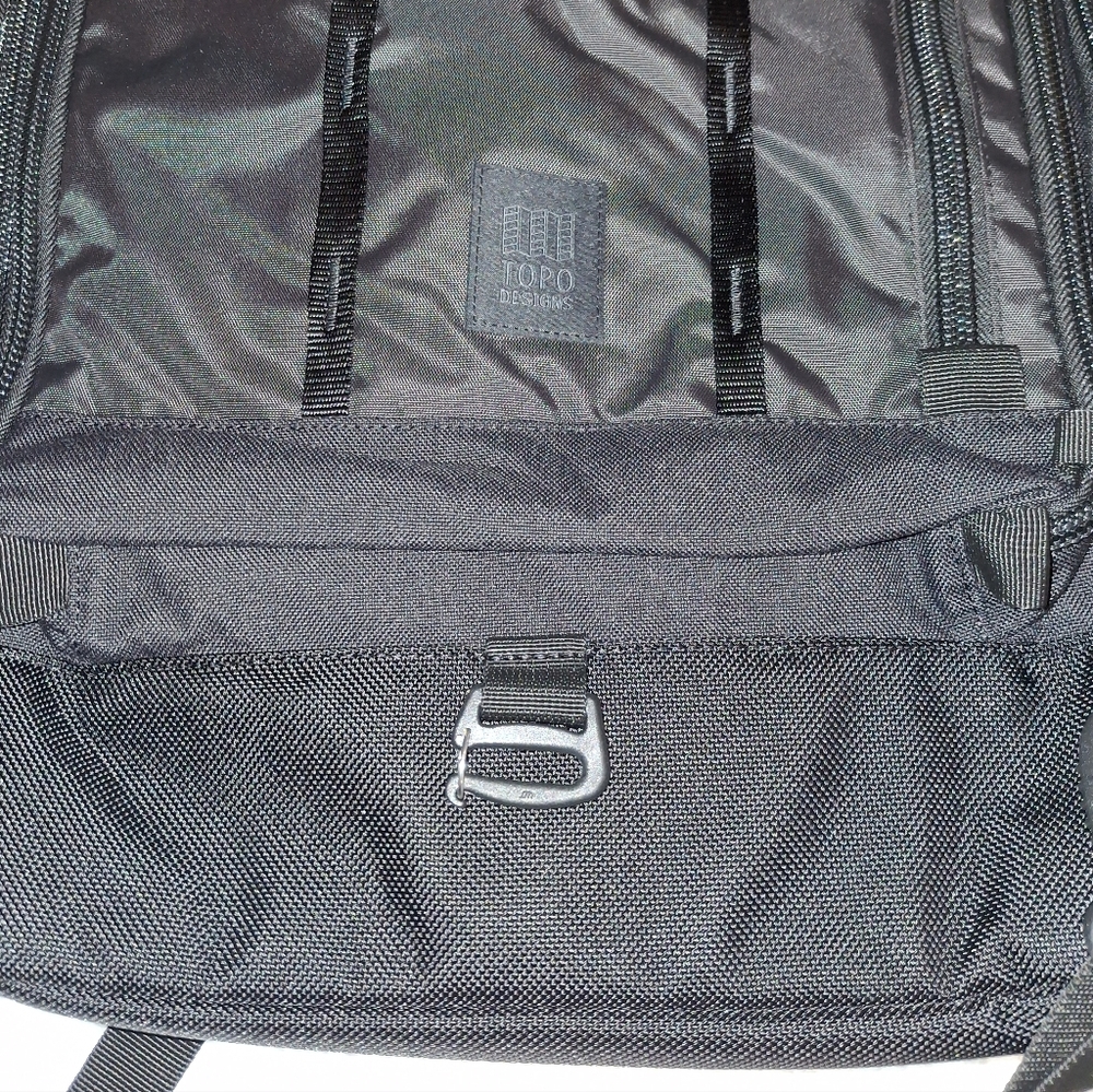 Topo Designs Black Backpack- Global Travel Bag 30L - NWT - Picture 2 of 13